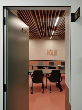 Discover modern office design: Celon Pharma!