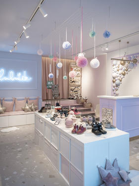 An idea for shop lighting: a colourful space created with the youngest in mind
